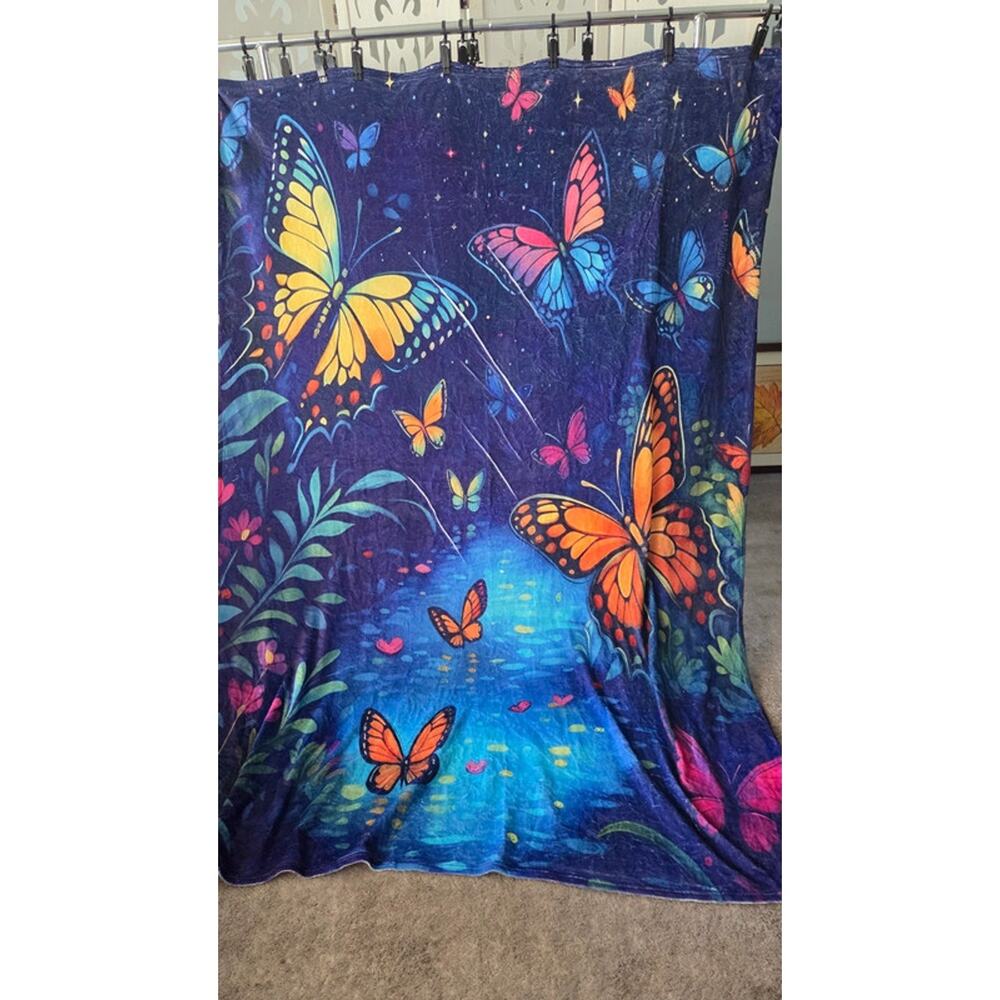 Butterfly Blanket 80x60 Purple Multicolor Plush Fleece Throw Floral Garden NWOT